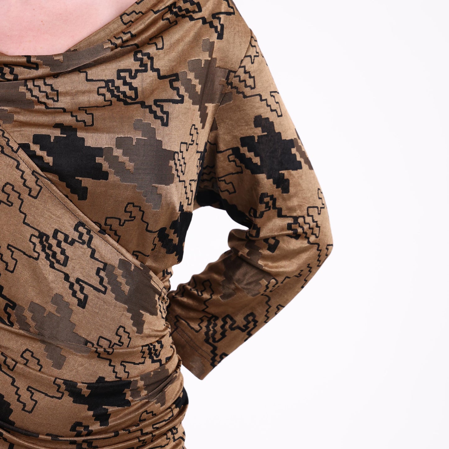 Printed Ruched Midi Dress with Long Sleeves in Earth Tones