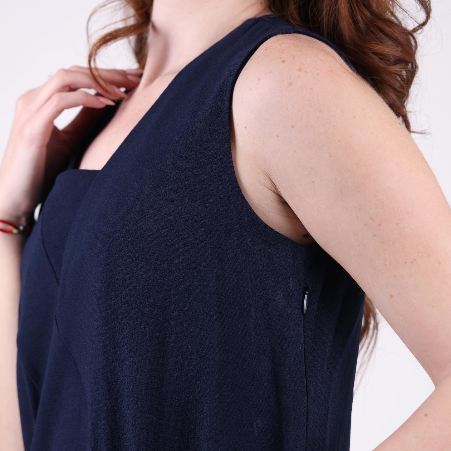 Sleeveless Navy Blue Shift Dress with Pocket Details