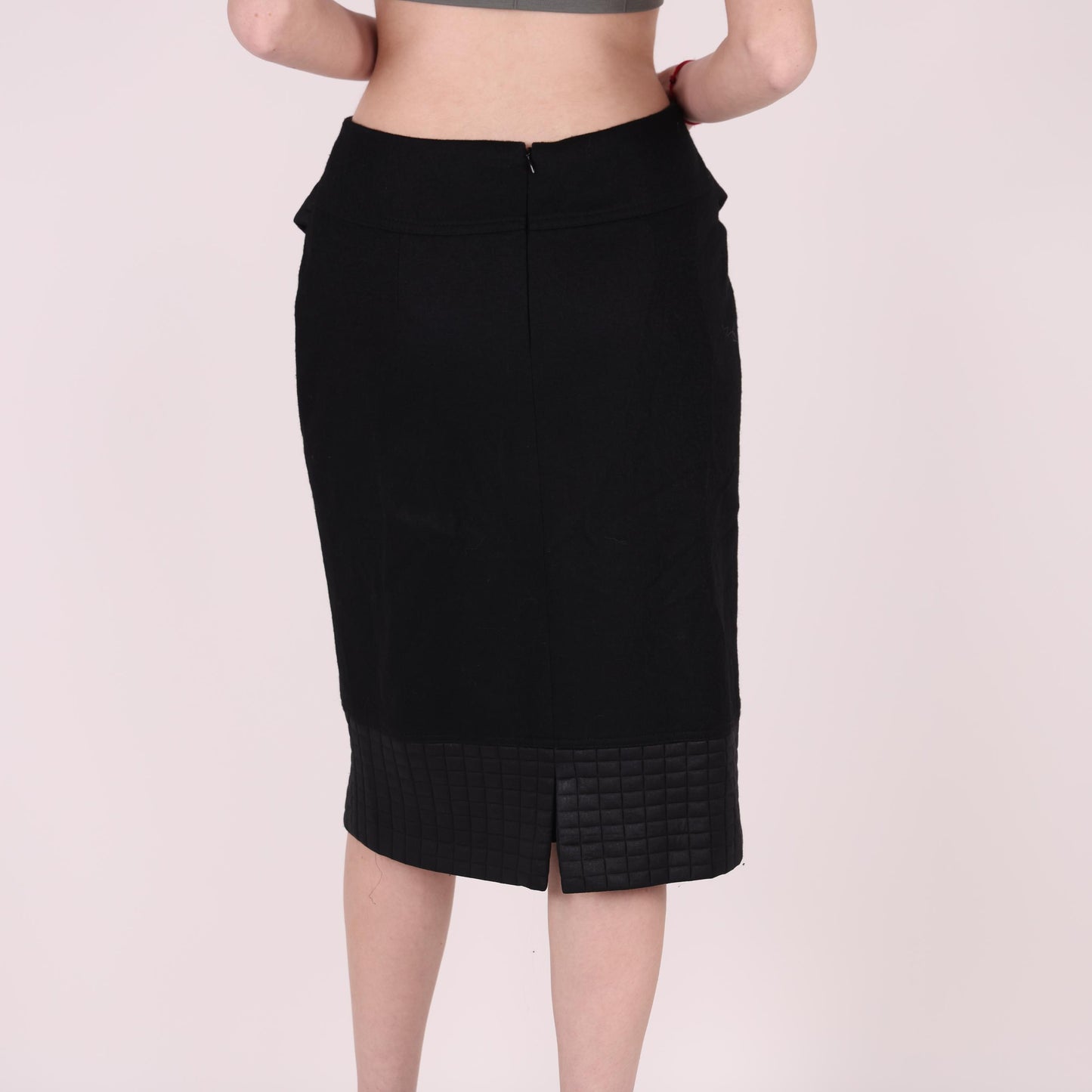 Elegant Black Midi Skirt with Textured Details