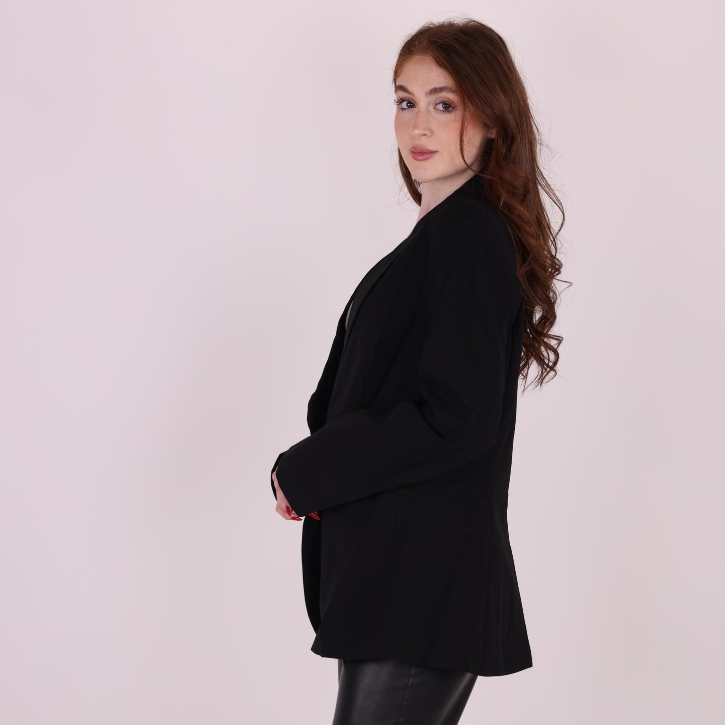 Classic Black Blazer with Tailored Fit