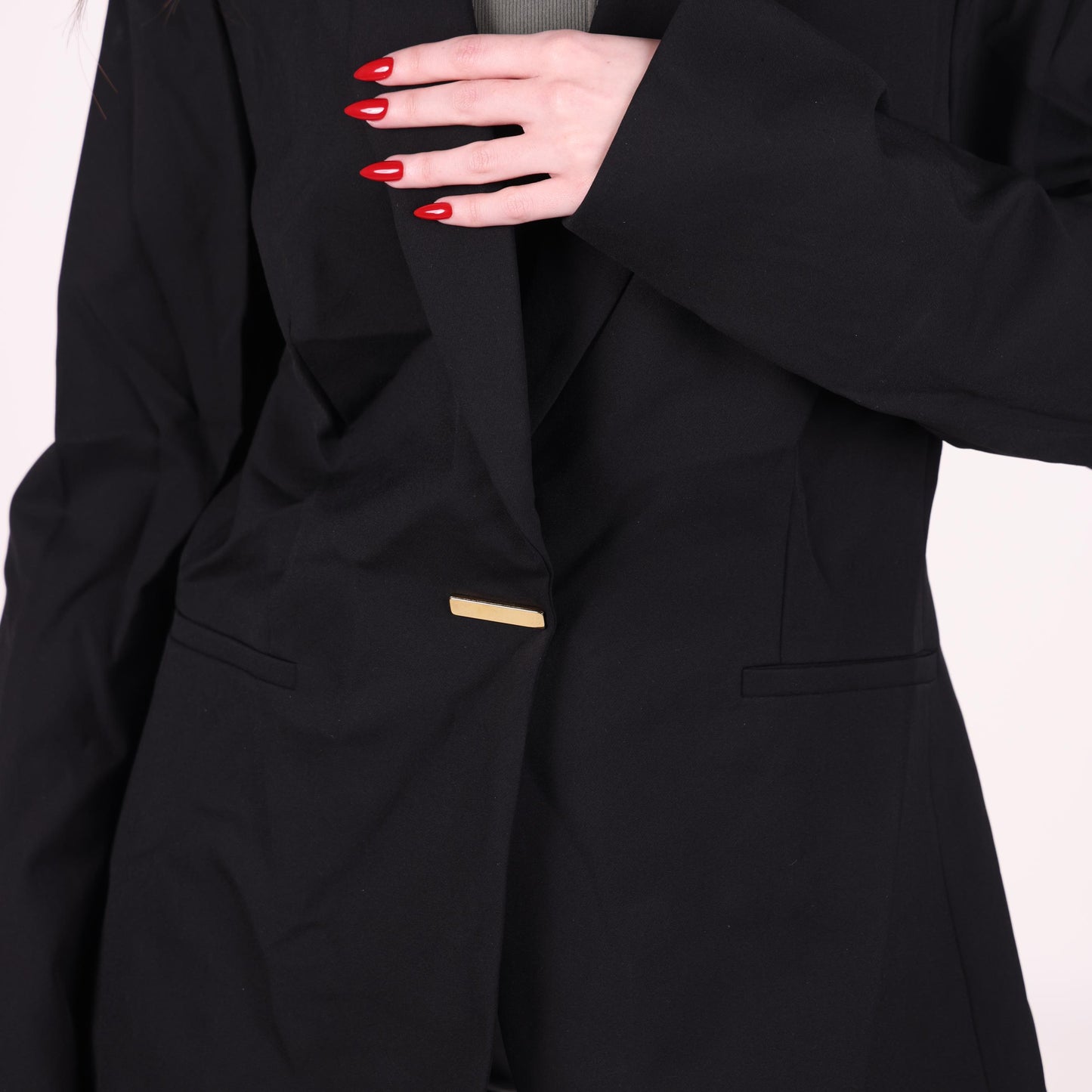 Classic Black Blazer with Tailored Fit