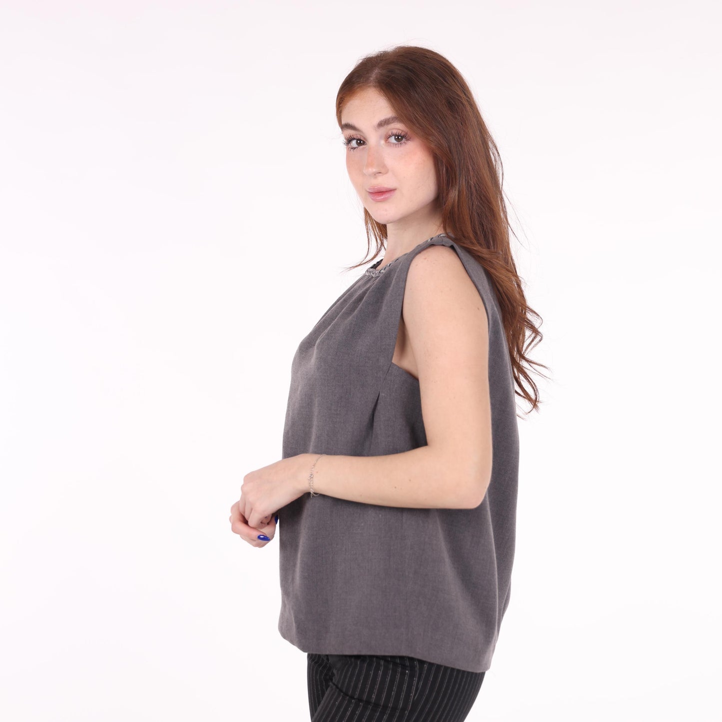 Sleeveless Gray Top